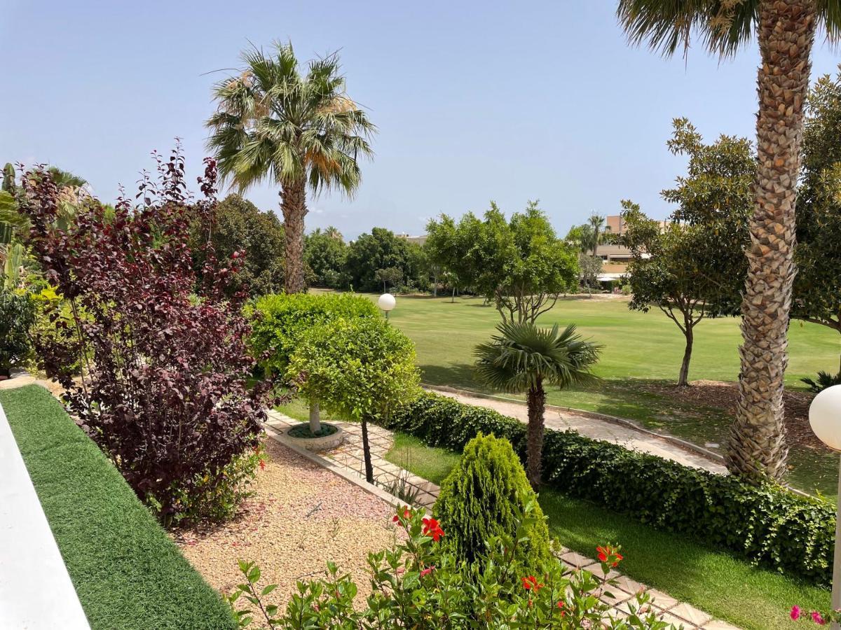 Апартаменты Large Relaxed Terrace, Golf Views Аликанте Экстерьер фото